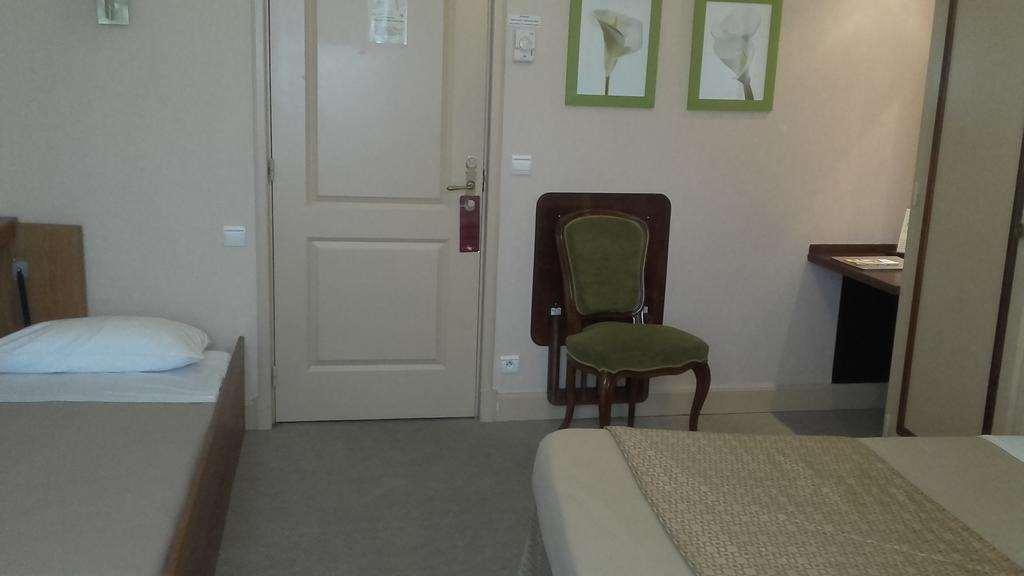 Cit'Hotel Sphinx - Hotel Montélimar الغرفة الصورة